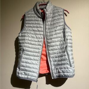 Eddie Bauer Men’s Size Medium Silver Gray Nylon Travex Quilted Puffer Vest
